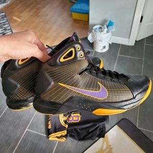 Kobe Bryant Nike Hyperdunk Supreme